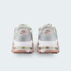 Tenis Nike Air Max Excee Crema Mujer