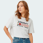 Camiseta Tommy Jeans Modern Cropped Oversize Dama