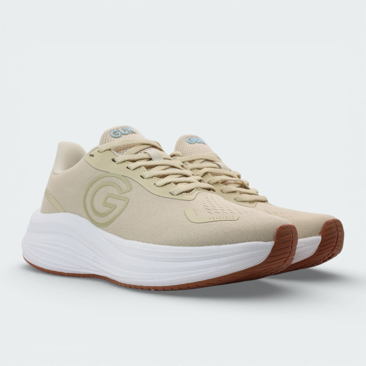 Tenis GUK Walking Beige Mujer