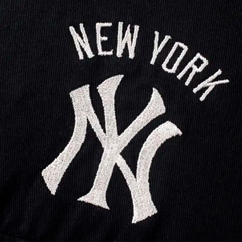 Sudadera MLB Yankees Negro Hombre
