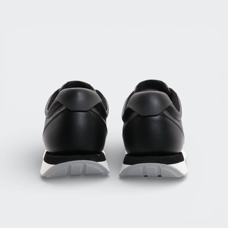 Tenis Calvin Klein Retro Runner Negro Mujer