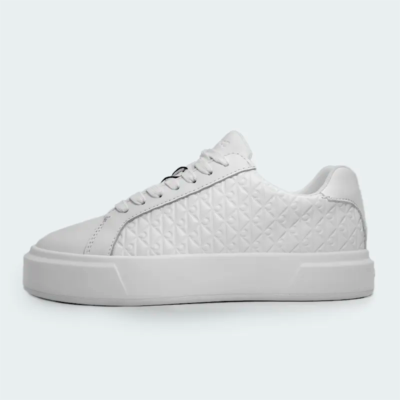 Tenis Calvin Klein Logo Monograma Blanco Mujer