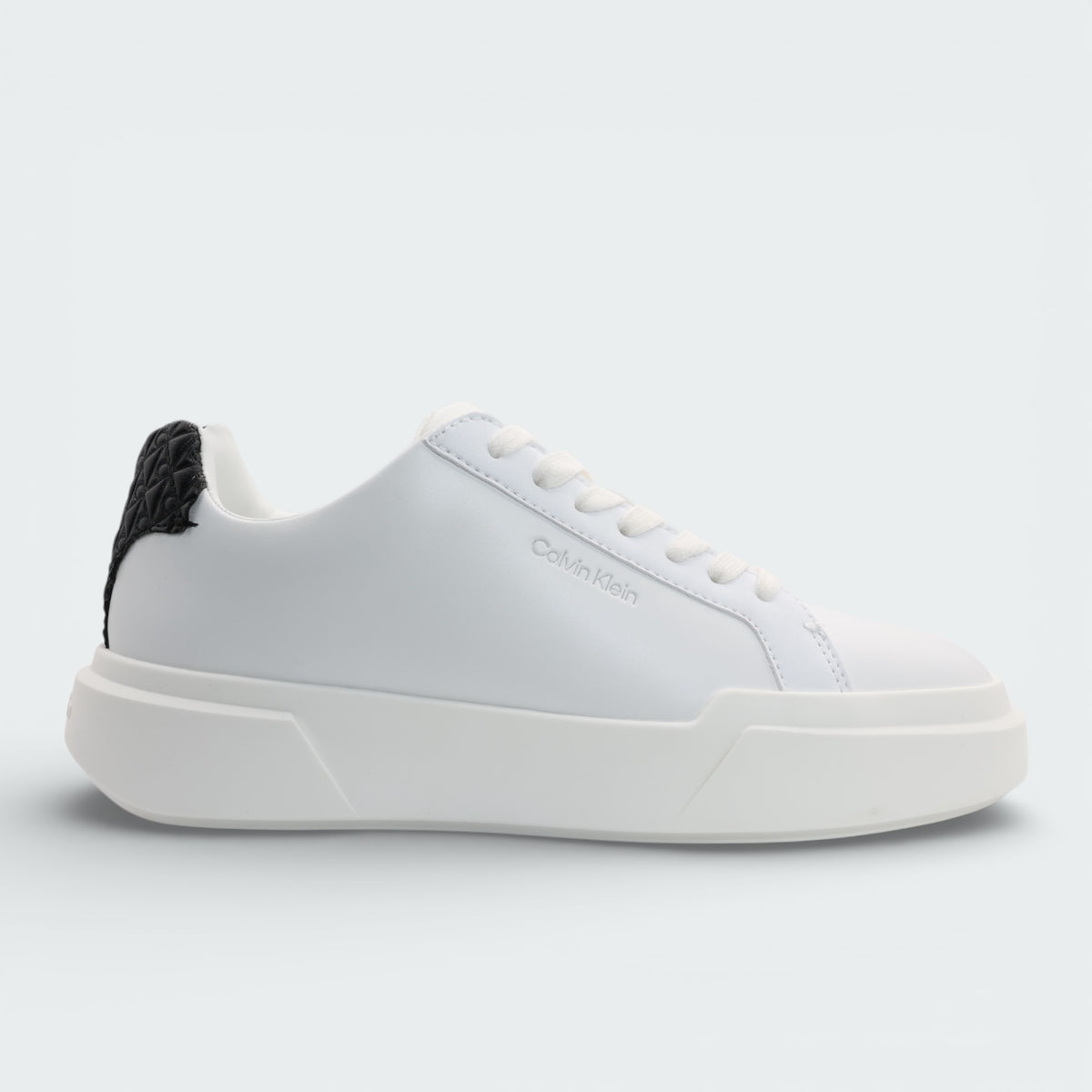 Tenis Calvin Klein Smooth Leather Logo Blanco Mujer