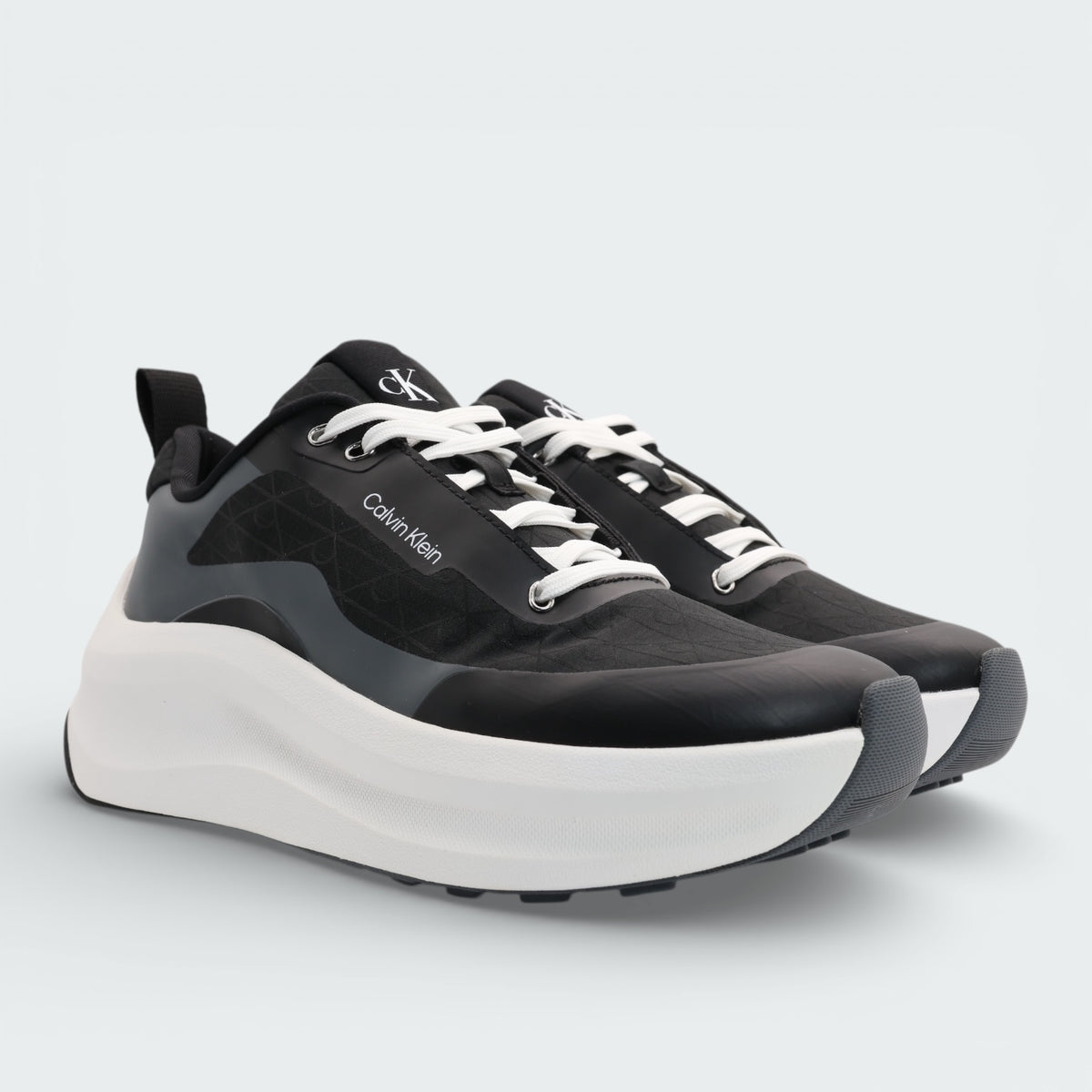 Tenis Calvin Klein Chunky Runner Negro Mujer